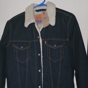 NWT Men's Sherpa Trucker Jacket (Small)